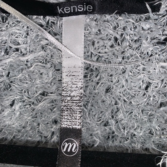 Kensie Black And White Fuzzy
Eyelash Open Front Cardigan - Picture 5 of 5